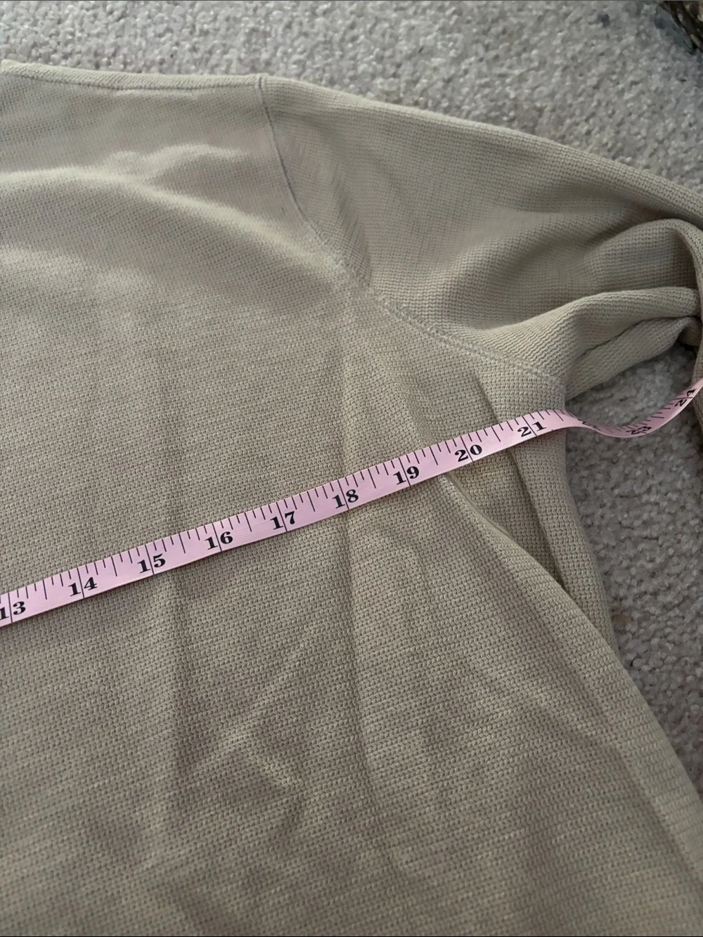 Banana Republic Men's Long Sleeve Crewneck Shirt - Beige size M